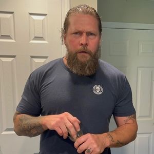 Meet your Posher, Leroy